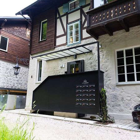 Apartment In Historischer Villa Mit Parkplatz Grünau im Almtal Exterior foto